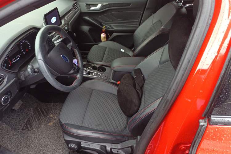 Used Ford Focus 2020 Hatchback EcoBoost 180 Automatic ST Line Left Front Seat