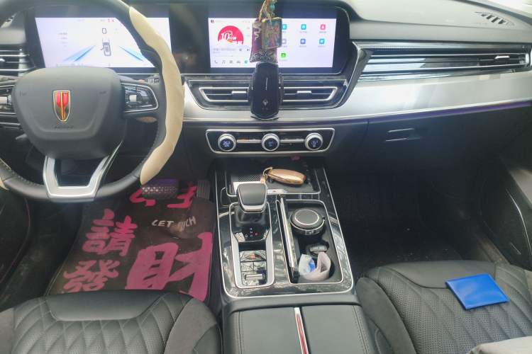 Used Hongqi HS5 2023 2.0T Qixiang Pro Edition Audio And AC Panel