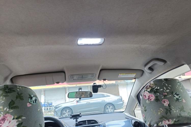 Used Honda Fit 2011 1.3L automatic comfort version