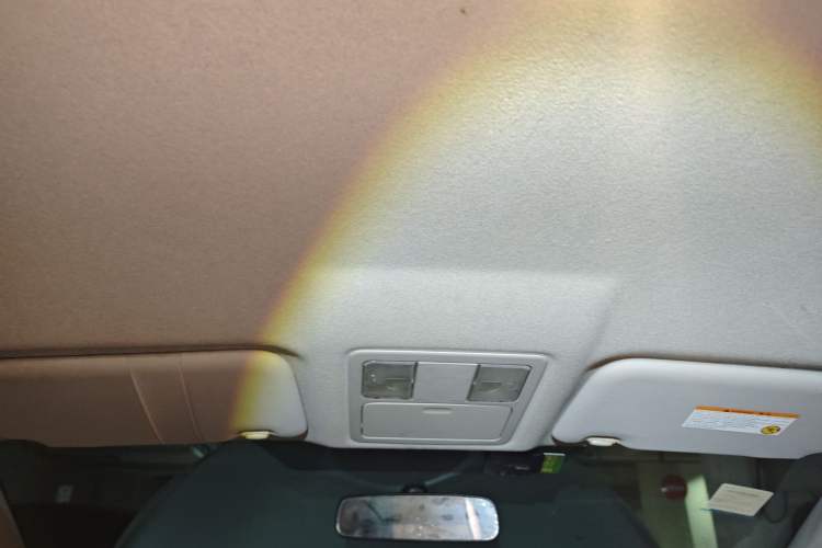 Used Nissan Tiida 2011 1.6L CVT Comfort Model Headliner