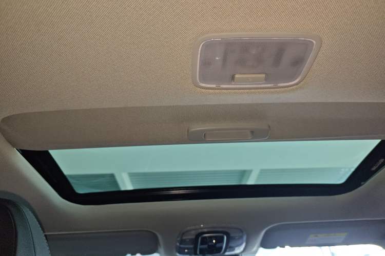 Used Hyundai Elantra 2023 1.5L CVT LUX Prestige Edition