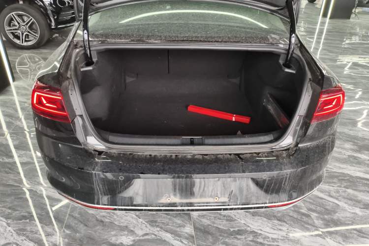 Used Volkswagen Magotan 2025 Zhongxiang Version 280TSI DSG Comfort Edition