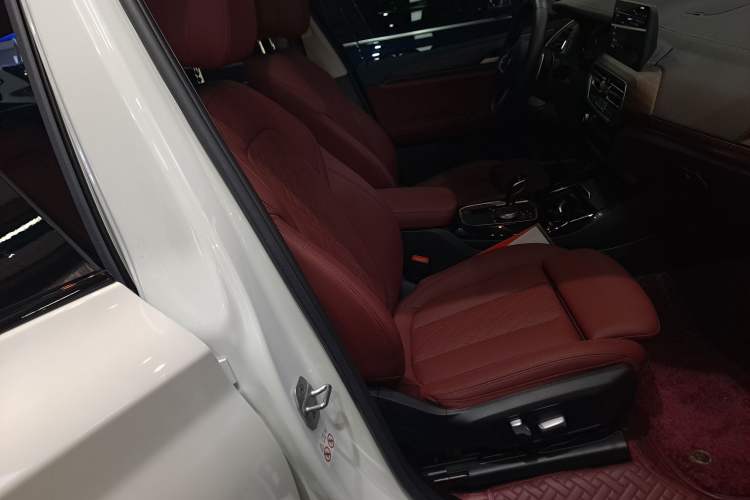 Used BMW X3 2022 Second Facelift xDrive30i Leading Edition M Night Sky Package