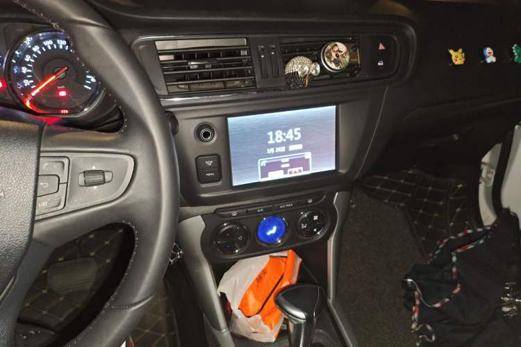 Used Citroen C3-XR 2015 1.6L Automatic Fashion Model Audio And AC Panel