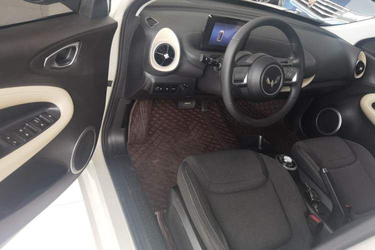 Used Wuling Bingo 2023 203km Light Edition