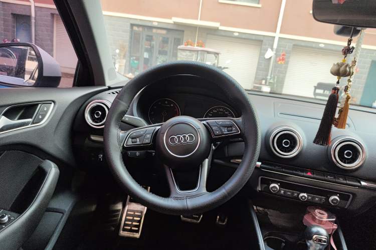 Used Audi A3 2020 Limousine 35 TFSI Style Edition China VI Emission Standard