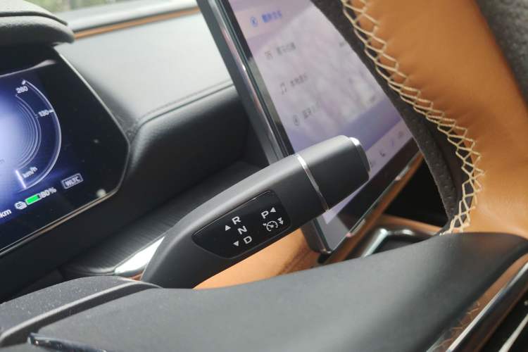 Used Mazda EZ-6 2024 Range-Extended 200 Luxury Edition
