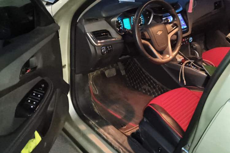 Used Chevrolet Malibu 2016 2.0L Automatic Comfort Edition Driver Seat