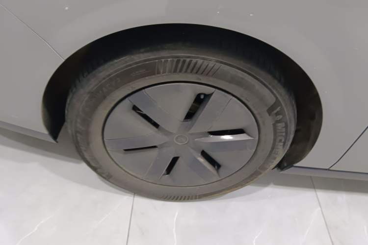 Used Li Auto MEGA 2025 Home Family Special Edition
