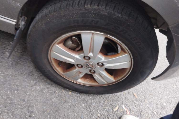 Used Jinbei New Hiace X30L 2018 1.5L Business Edition DLCG14 Right Front Wheel Hub