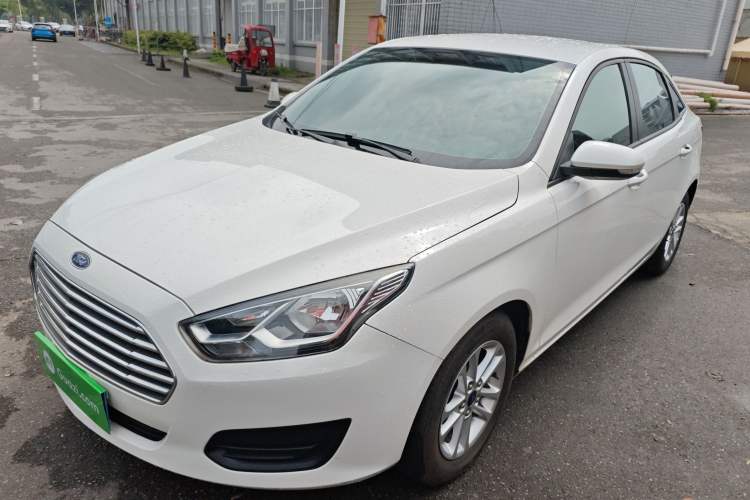 Used Ford Escort 2019 Revised 1.5L Automatic ZhiXiang Version China VI Standard