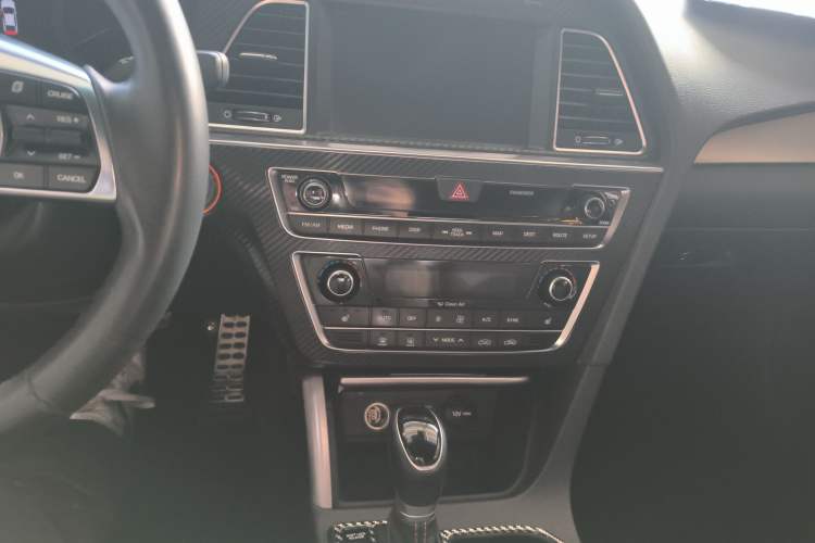 Used Hyundai Sonata 2015 1.6T DLX Prestige Model