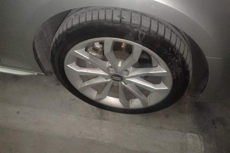 Used Audi A4L 2018 30th Anniversary Edition 40 TFSI Fashion Model
