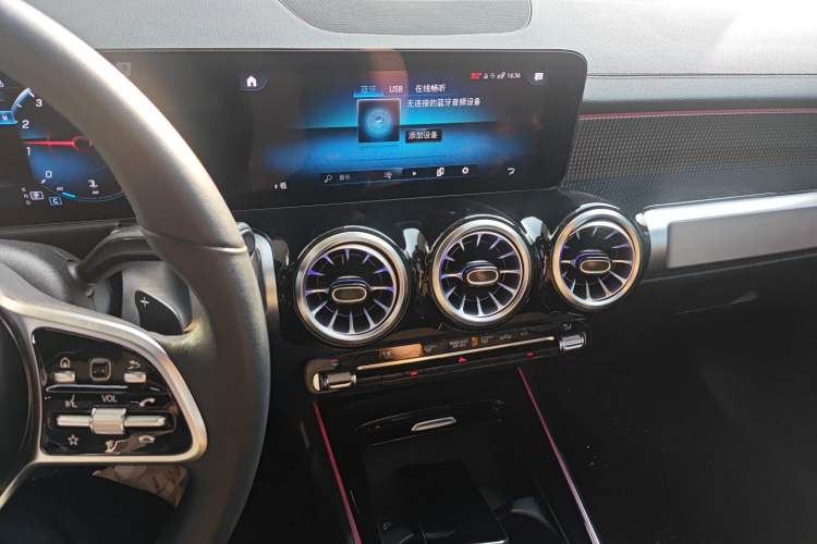 Used Mercedes-Benz GLB 2023 GLB 220 Sport Edition Audio And AC Panel