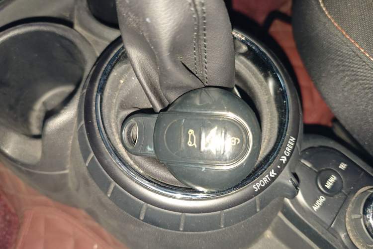 Used MINI MINI 2014 1.5T COOPER Fun