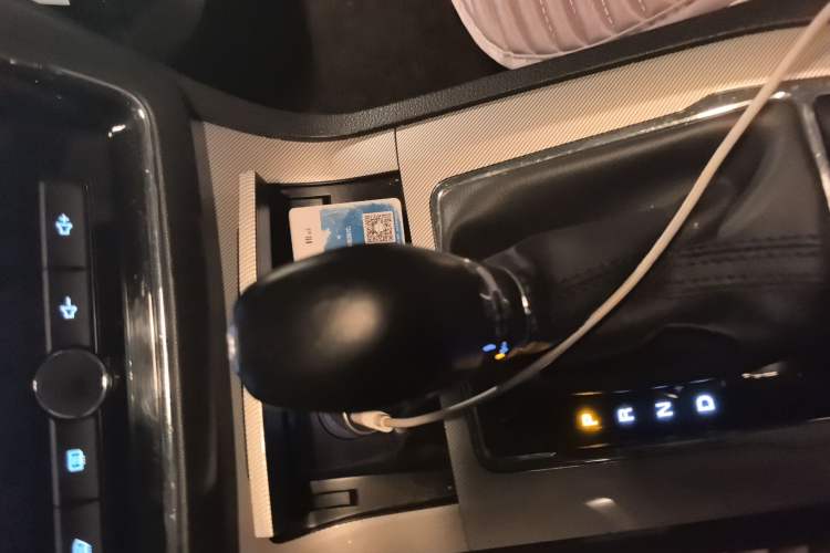 Used Roewe RX5 New Energy 2017 eRX5 50T Hybrid Connected Prestige Flagship Edition