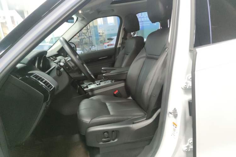 Used Land Rover Discovery 2018 3.0 SC V6 SE