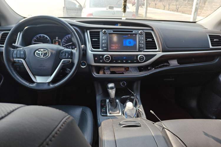 Used Toyota Highlander 2017 2.0T Four-Wheel Drive Ultimate Edition 7 Seats