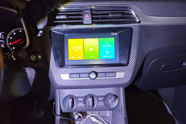 Used MG ZS 2017 1.5L Automatic Luxury Edition
