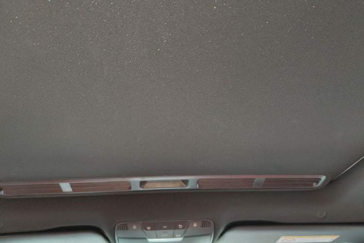 Used Mercedes-Benz C-Class 2020 C 260 Sport Edition Headliner