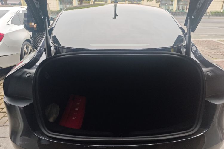 Used Tesla Model 3 2025 Rear-Wheel-Drive Version