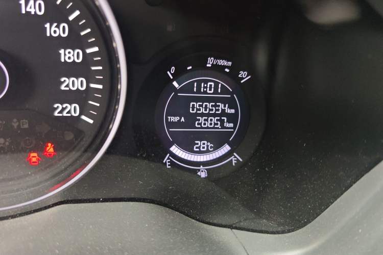 Used Honda Vezel 2020 1.5L CVT Pioneer Edition Odometer Close Up