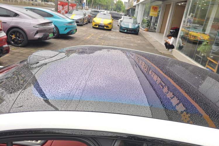 Used Xiaomi Auto SU7 2024 Four-Wheel Drive Ultra-Long Range Advanced Intelligent Driving Max Edition Roof