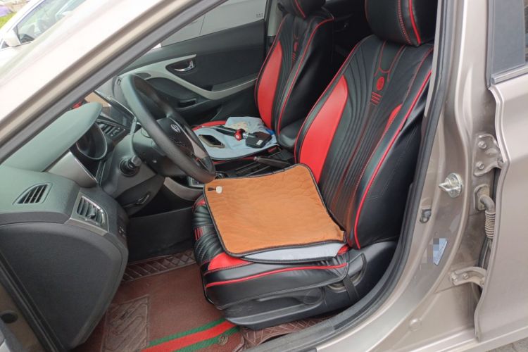 Used Hyundai Elantra (5th Generation / Langdong) 2012 1.6L Automatic Leading Model
