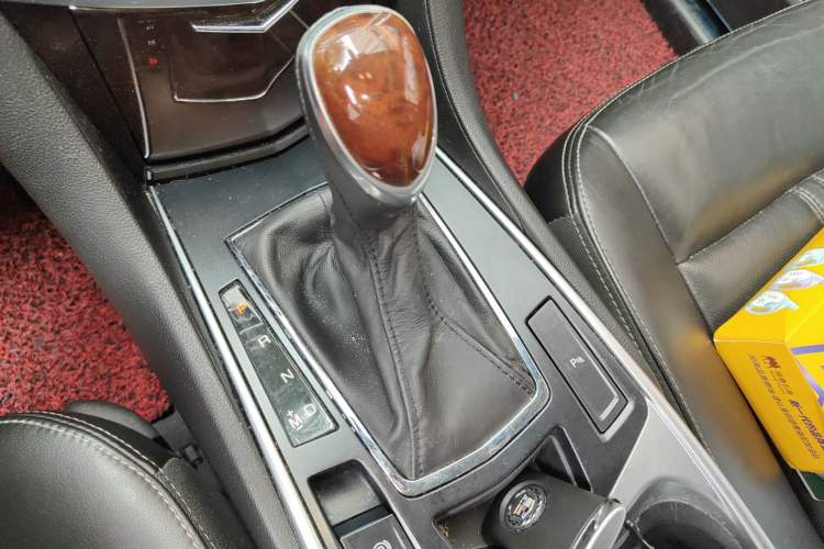 Used Cadillac SRX 2014 3.0L Elite Model Gear Lever