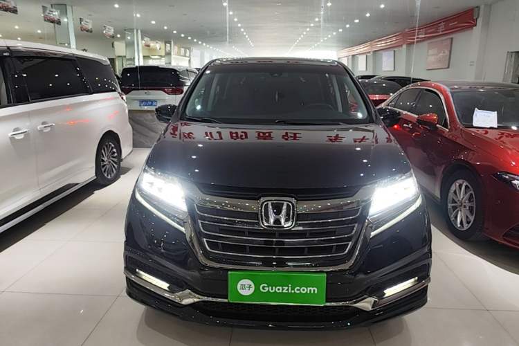 Used Honda Elysion 2019 2.0L Hybrid Luxury Edition Front
