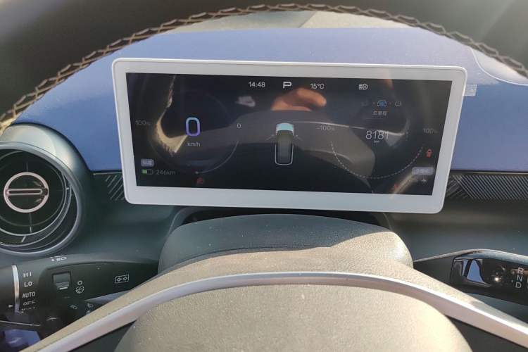 Used ARCFOX Kaola 2023 Family Edition Pro Instrument Cluster