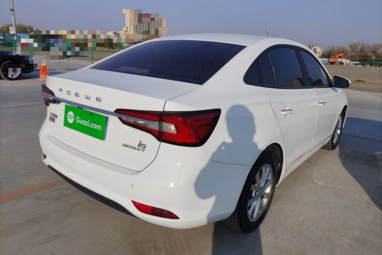 Used Roewe i5 2020 1.5L Manual 4G Connect Luxury Edition
