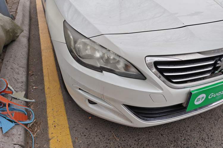 Used Peugeot 408 2016 1.6T Automatic Luxury Edition Right Front Headlight