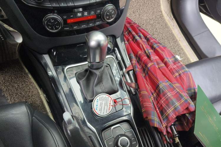 Used Peugeot 508 2012 2.0L Automatic Luxury Edition Gear Lever