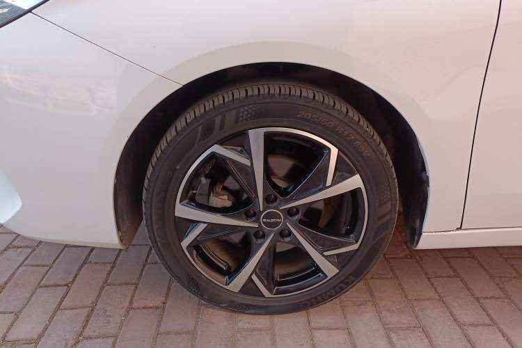 Used Roewe i5 2023 1.5L CVT Luxury Edition