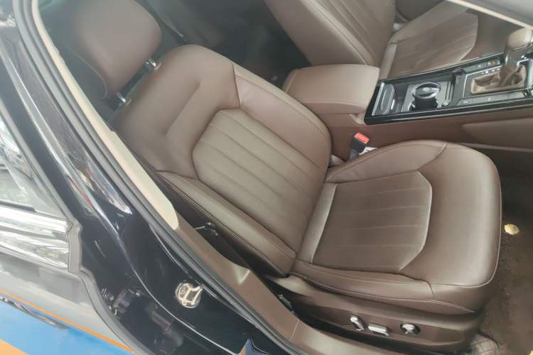 Used Volkswagen Phideon 2021 380TSI Luxury Edition
