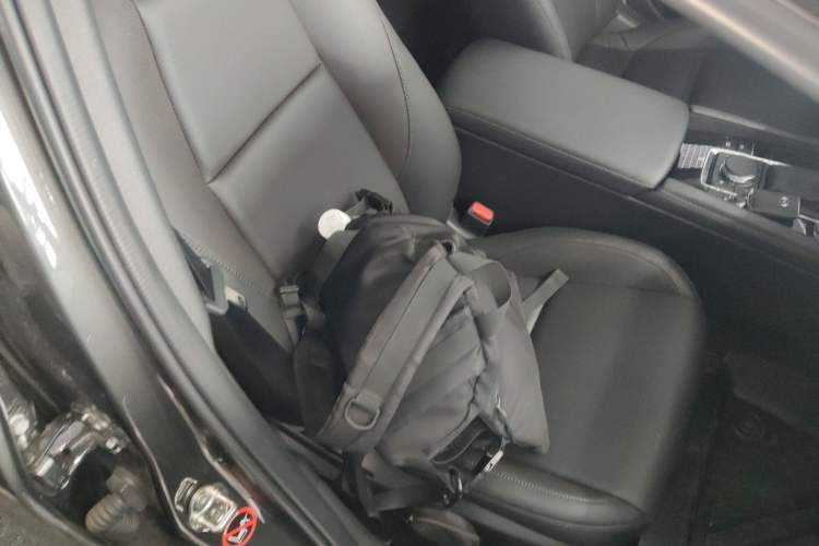 Used Mazda 3 Axela 2023 2.0L Automatic Zhiya Edition Right Front Seat