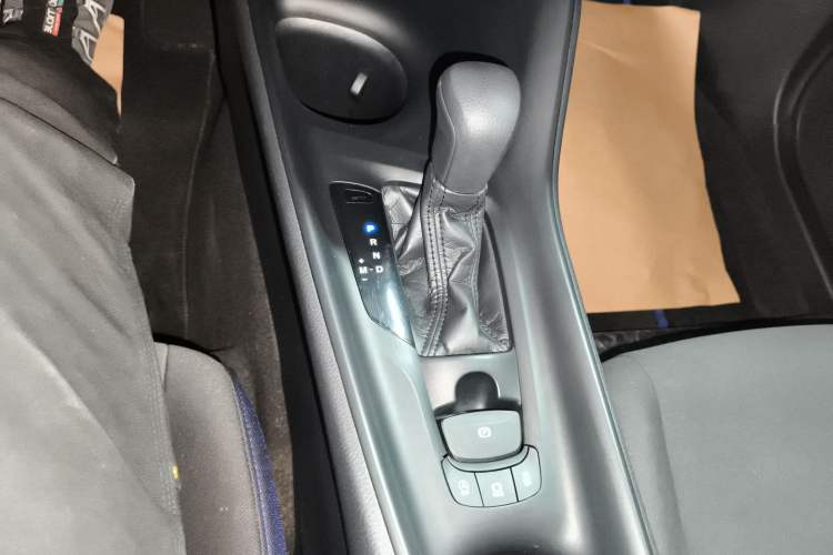 Used Toyota C-HR 2021 2.0L Comfort Edition Gear Lever