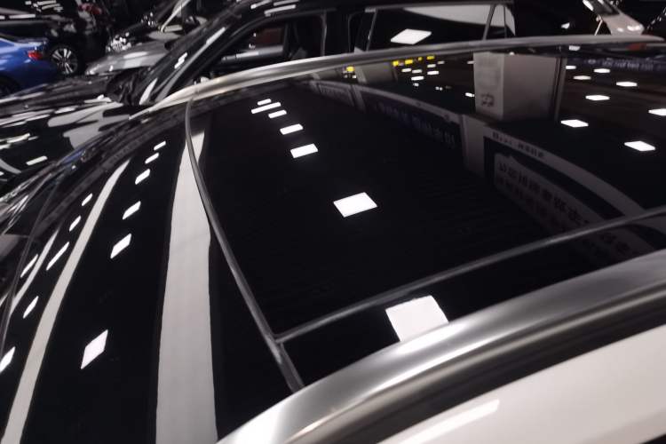 Used Lincoln Corsair 2022 2.0T Two-Wheel Drive Deluxe Edition Roof