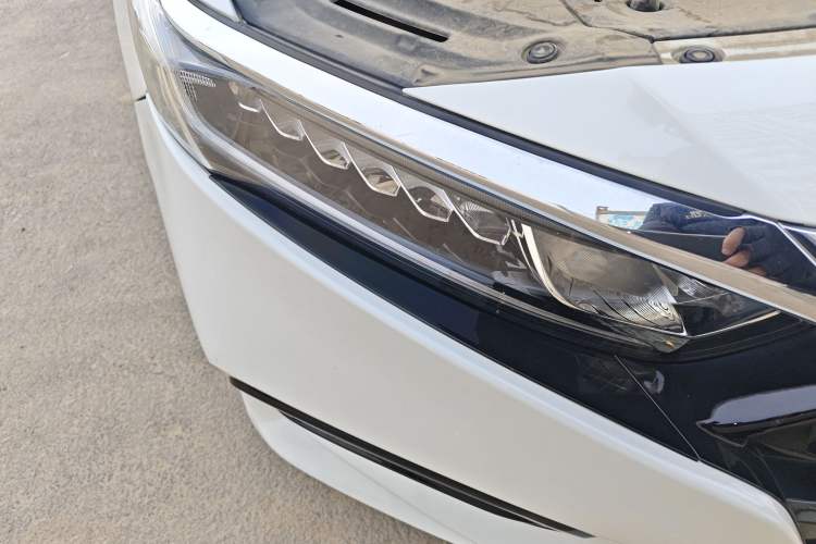 Used Honda Accord 2018 260TURBO Elite Edition China VI Right Front Headlight