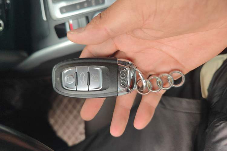 Used Audi A4L 2016 35 TFSI Collector's Edition Automatic Standard Model
