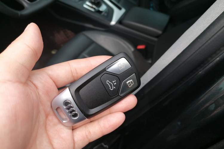 Used Audi A4L 2019 45 TFSI quattro Individual Sport Edition China VI