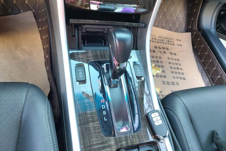 Used Honda Accord 2015 2.4L EX Luxury Edition Gear Lever