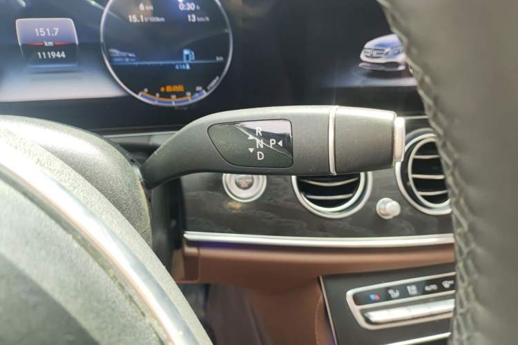 Used Mercedes-Benz E-Class 2018 Facelift E 200 L Sport Edition