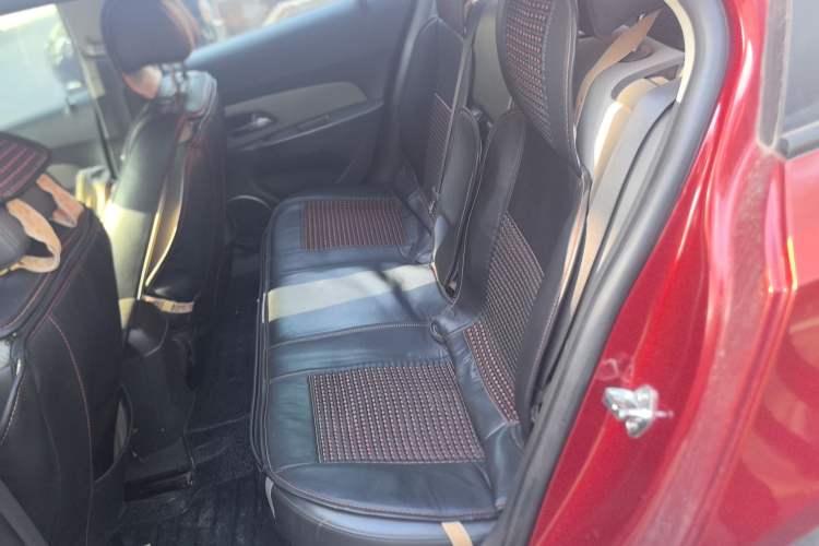 Used Chevrolet Cruze 2012 1.6L SE MT
