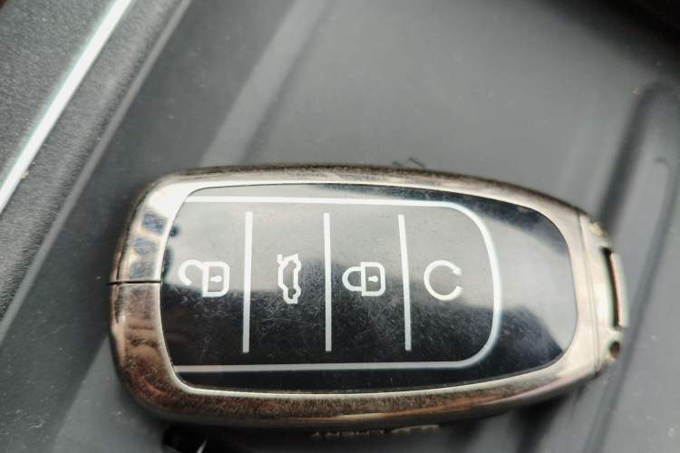 Used Chery Tiggo 9 2023 2.0T Dual-Clutch Two-Wheel Drive Prestige Version 5 Seats