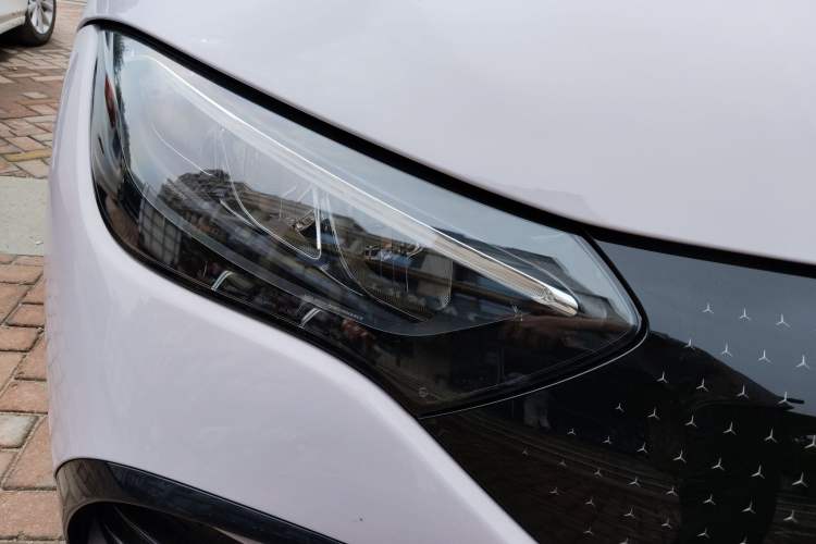 Used Mercedes-Benz EQE 2022 350 Luxury Edition Right Front Headlight