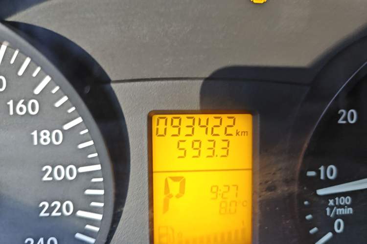 Used Mercedes-Benz Vito 2010 2.5L Elite Edition
