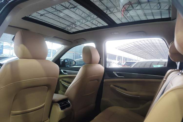 Used Landian E5 2023 1.5L DE-i 100KM Zhenxiang Edition 7-Seater