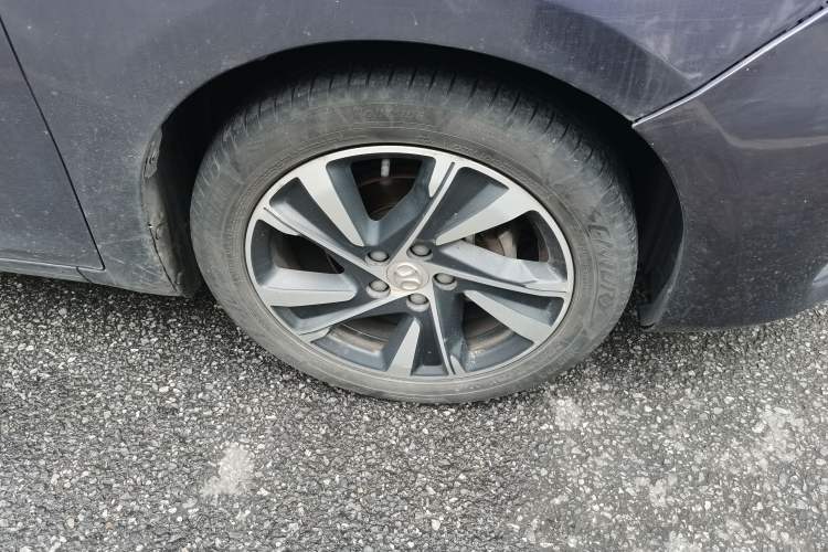 Used BAIC Beijing U7 2019 1.5T CVT New Smart Version China V Right Front Wheel Hub